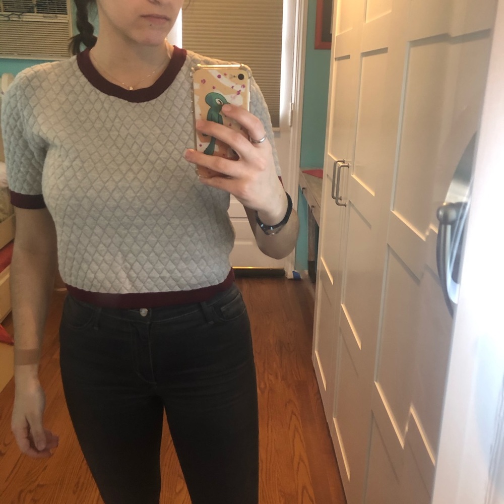 Romeo + Juliet crop top tee shirt